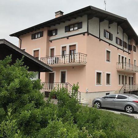 Palazzina Rosa Daire Spormaggiore Dış mekan fotoğraf